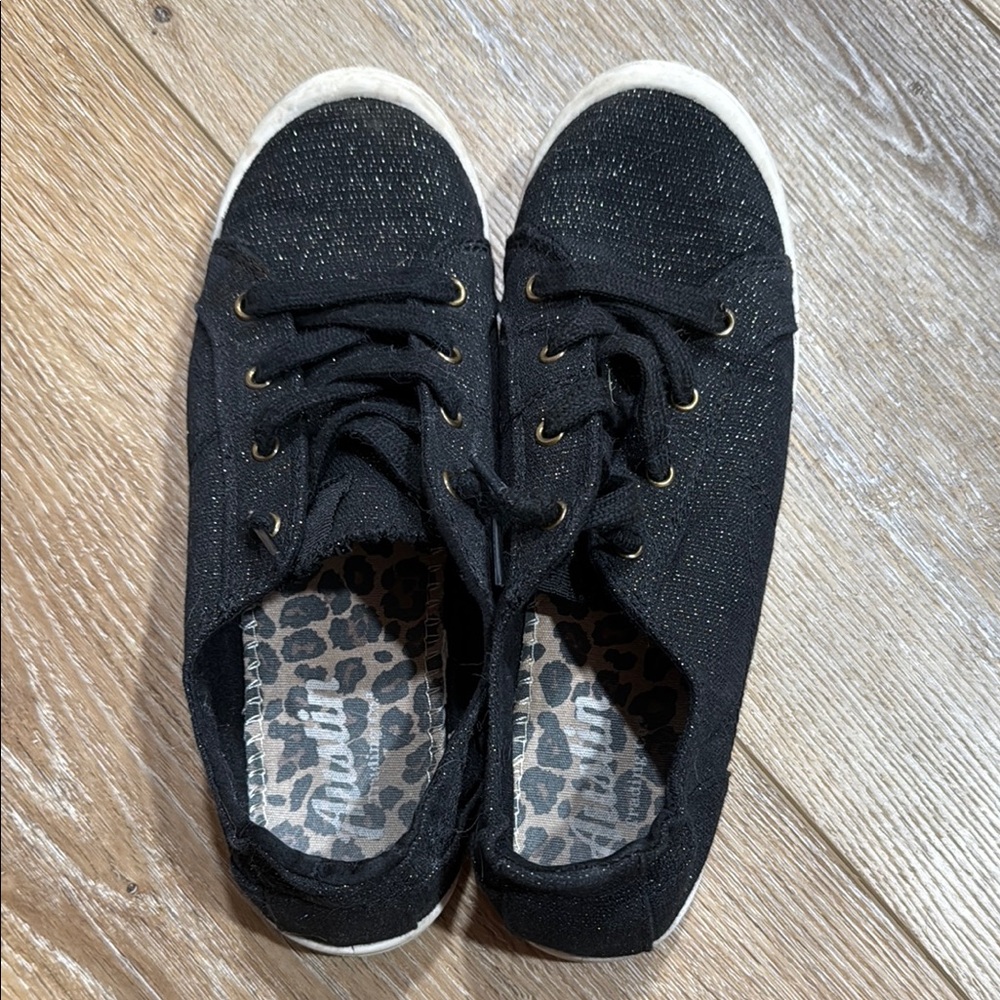 Women's Black Glitter Sneakers
